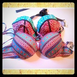2 pieces top bikini size 34D
